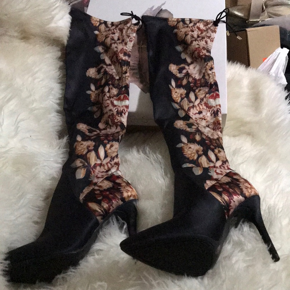 GORGEOUS FLORAL JESSICA SIMPSON THIGH BOOTS 7 $130
